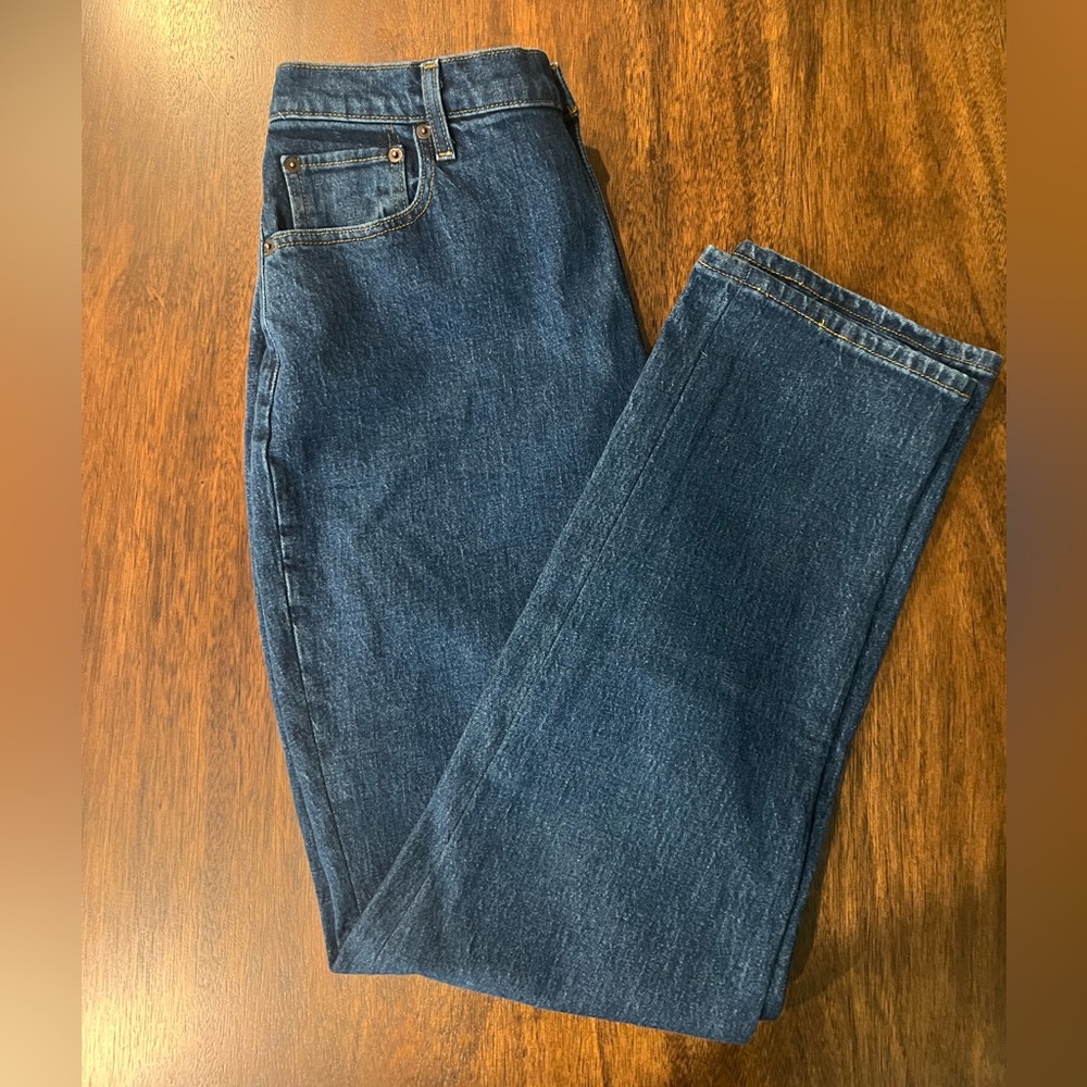 Women’s Abercrombie & Fitch Straight High Rise 90’s style jeans